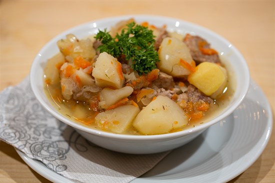 Картофель тушеный с мясом - фото 5565